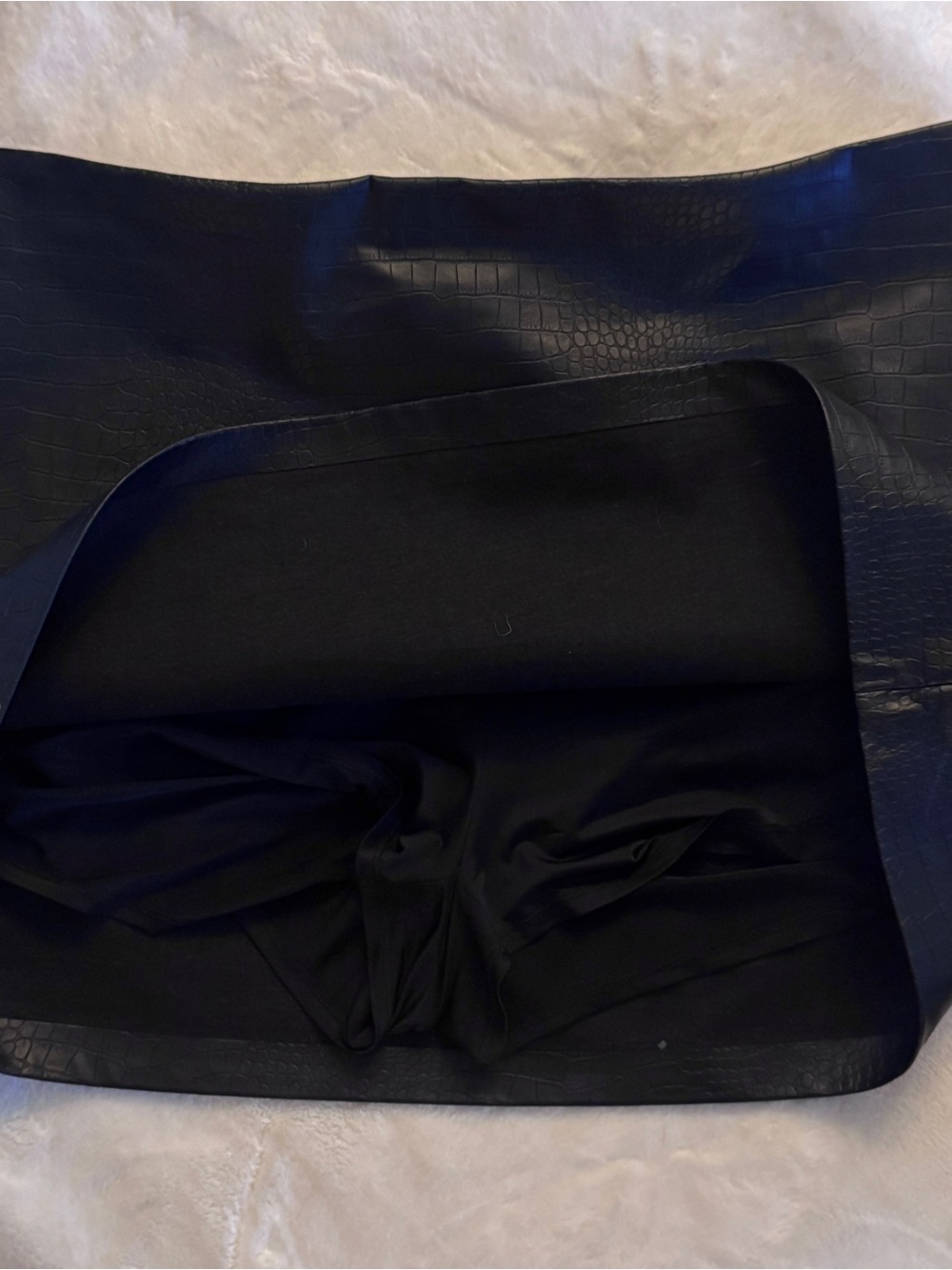 Abercrombie & Fitch Scarlett Black Faux Croc Mini Skirt - Picture 7 of 8